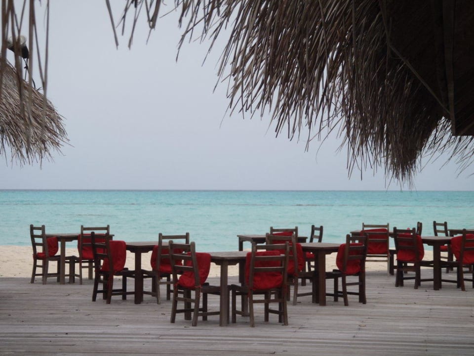 Ausblick vom Restaurant im Norden  Meeru Maldives Resort Island
