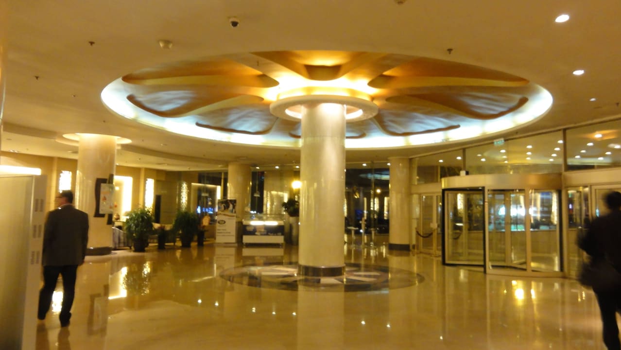 Etwas kühl Hotel Howard Johnson Paragon