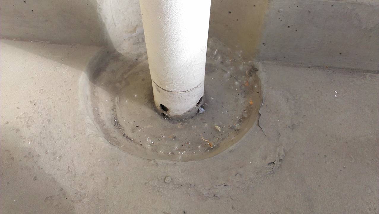 Spinnenweben, hier wurde länger nicht geputzt Days Inn Leipzig City Centre