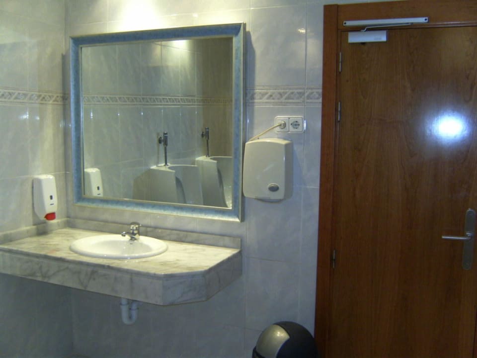 Herrentoilette Hotel Osiris