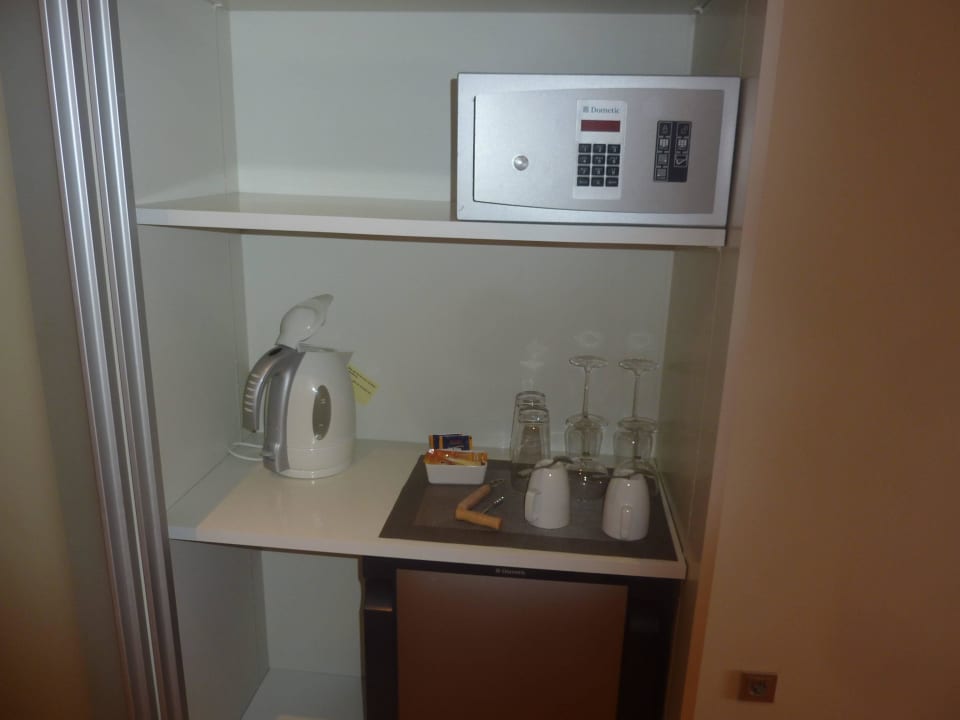 Tresor und Kühlschrank Strandhotel Georgshöhe