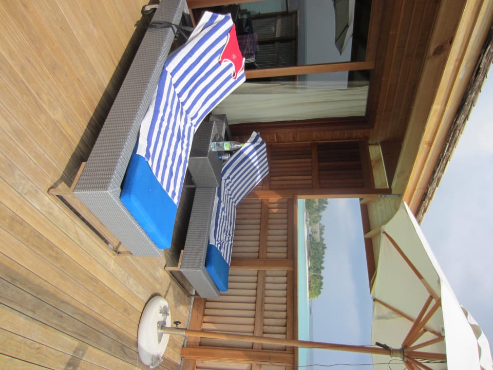 Sonnendeck  Wasser Villa Vilamendhoo Island Resort & Spa