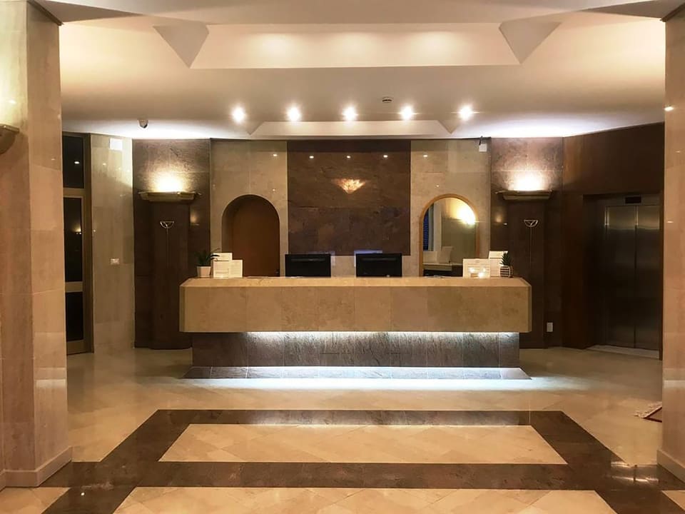 Lobby Hotel Chateau Linza