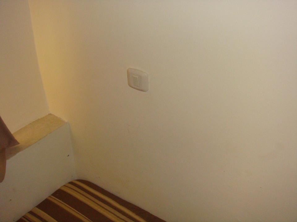 Die Wände sind beschmiert Hotel Green Palm