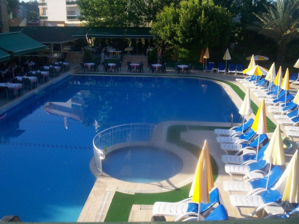 Pool Hotel Gardenia Beach