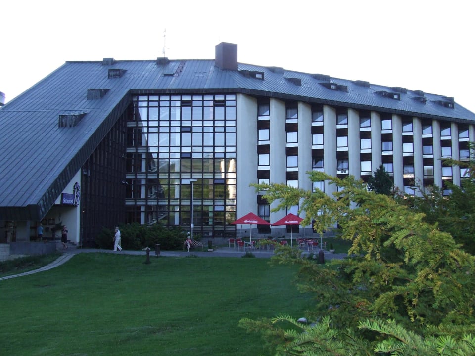 Hotel von aussen Wellness Hotel Svornost