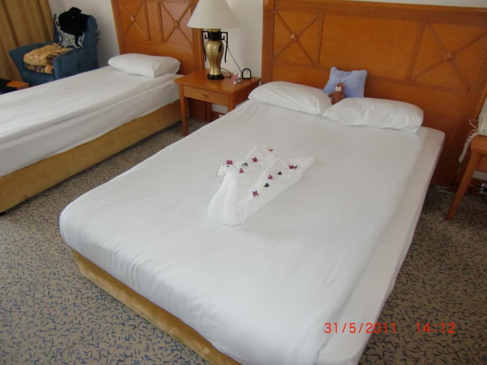 Schön dekoriertes Bett Kilikya Palace Göynük