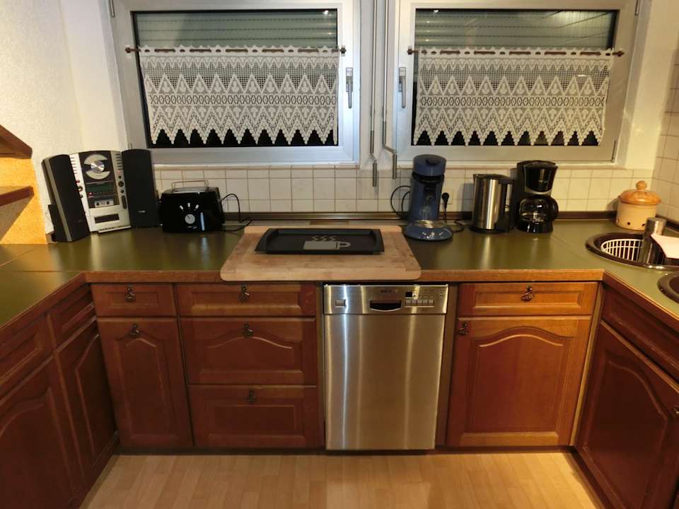 Küche Ferienwohnung Keller