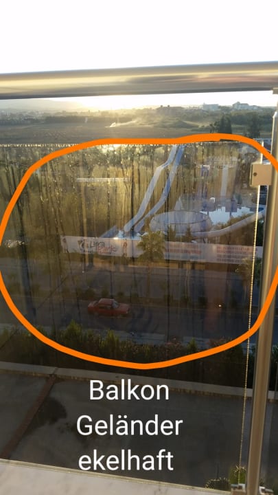 Zimmer Seaden Sea World Resort & Spa