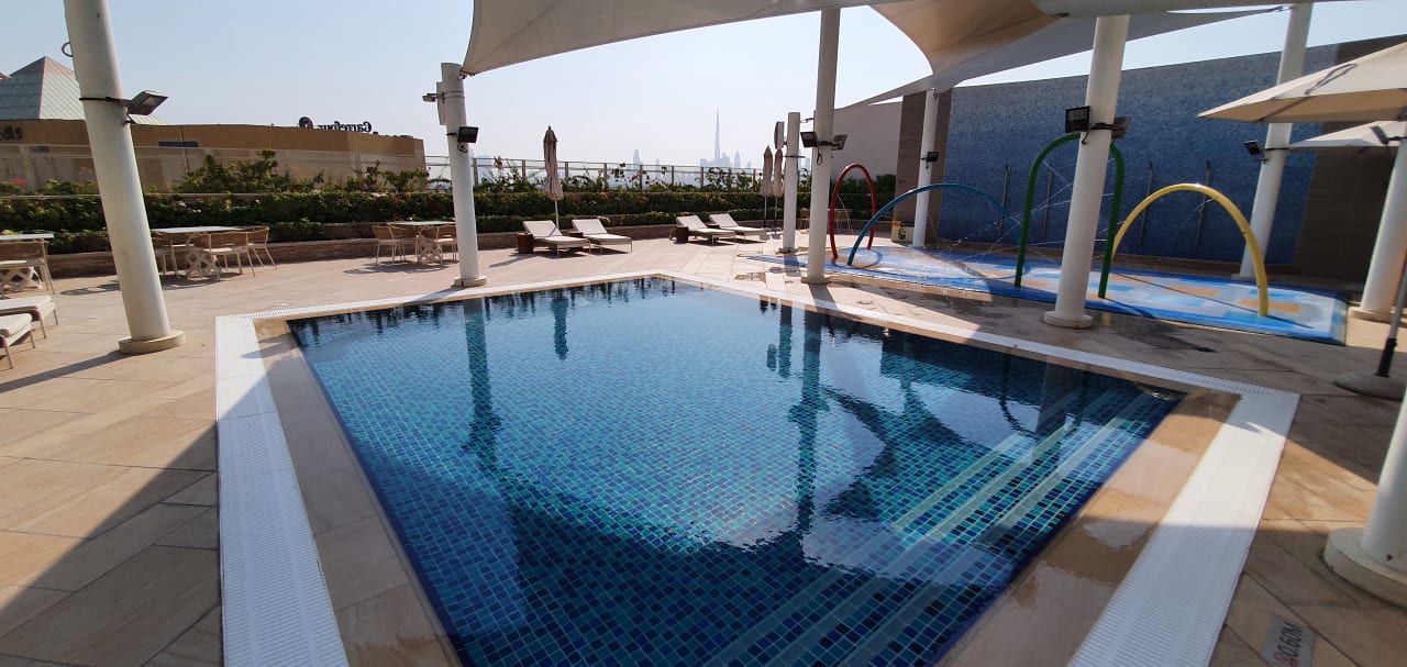 Pool Sofitel Dubai The Obelisk