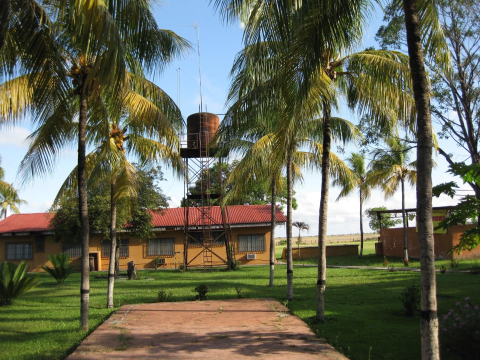 Garten mit Wasserspeicher Camp Caurama