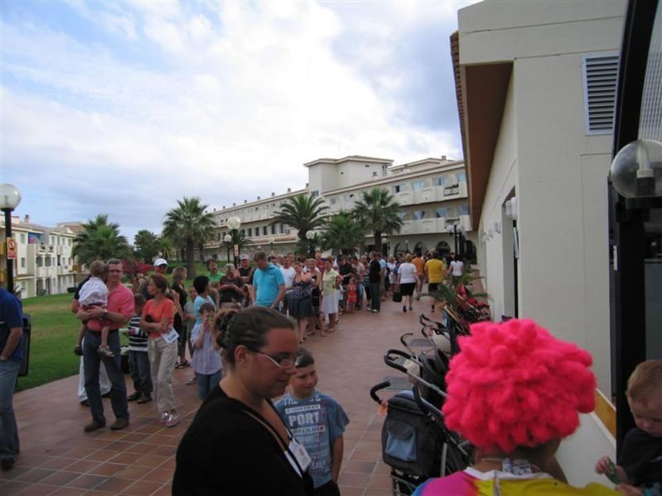 File d'attente au restaurant blau punta reina