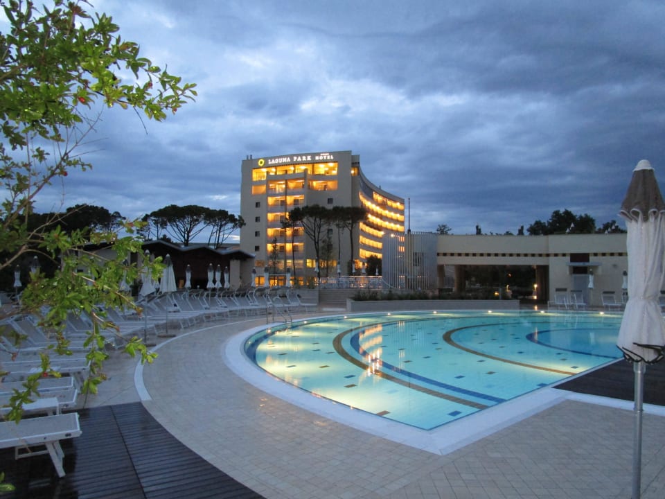 Pool Laguna Park Hotel