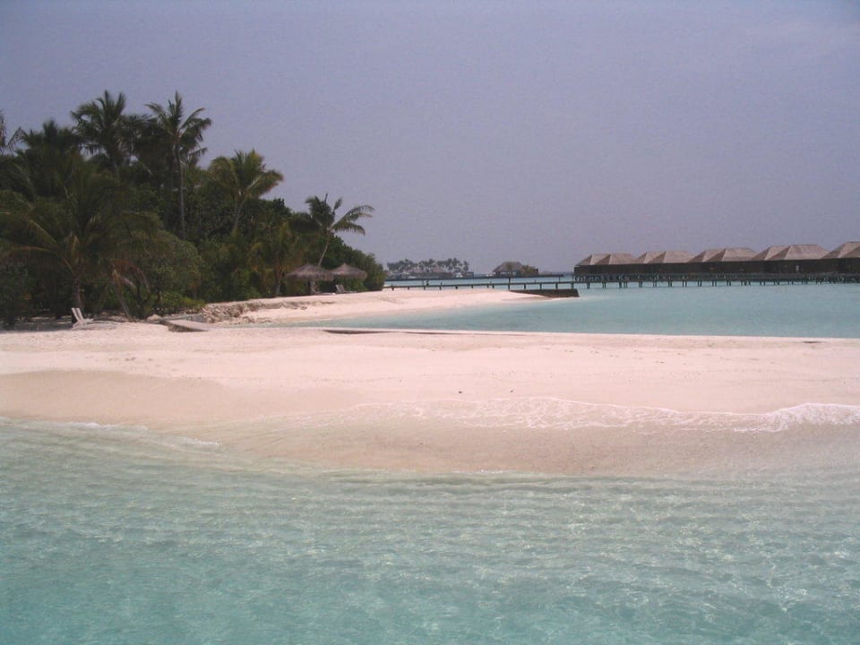Blick von der Nordspitze nach Süden Veligandu Maldives Resort Island