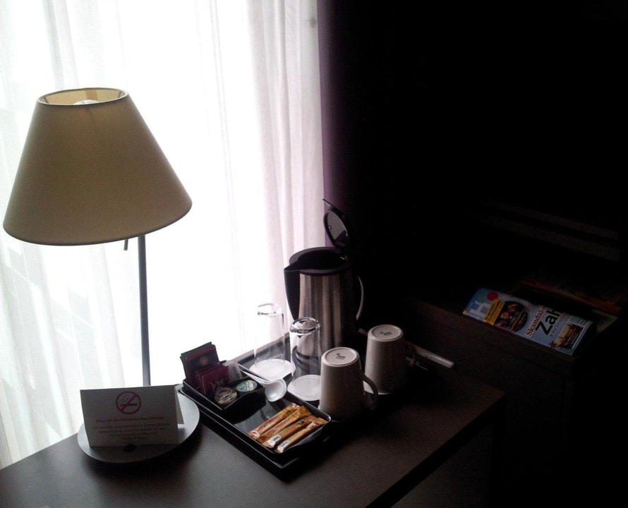 Kostenfreies Tee- und Kaffesortiment im Zimmer Mercure Hotel Hamburg Mitte