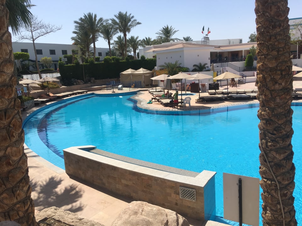 Pool Sultan Gardens Resort