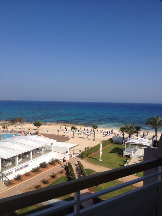 Wunderschöner Strand Asterias Beach