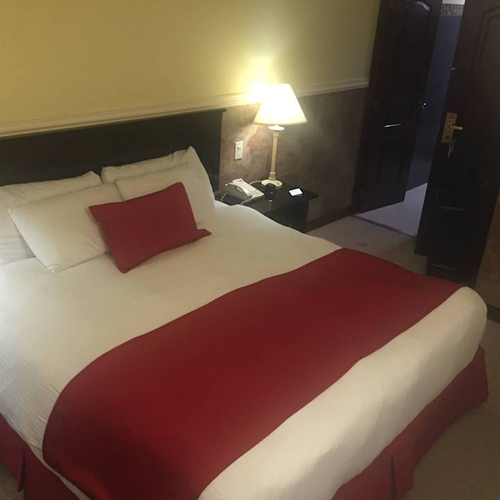 Kingsizebett Beverly Hills Hotel & Suites