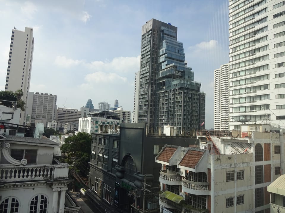 Ausblick Holiday Inn Express Bangkok Sukhumvit 11