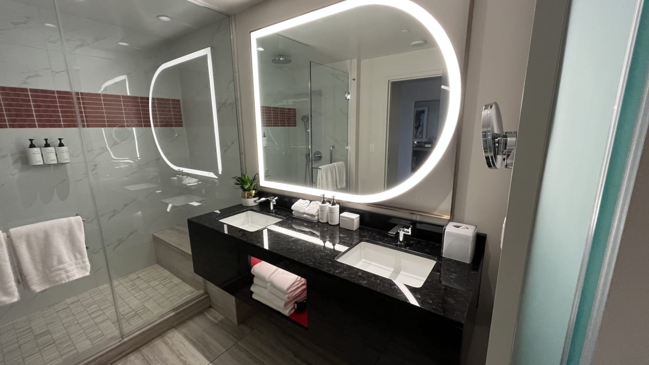 Zimmer Conrad Las Vegas At Resorts World