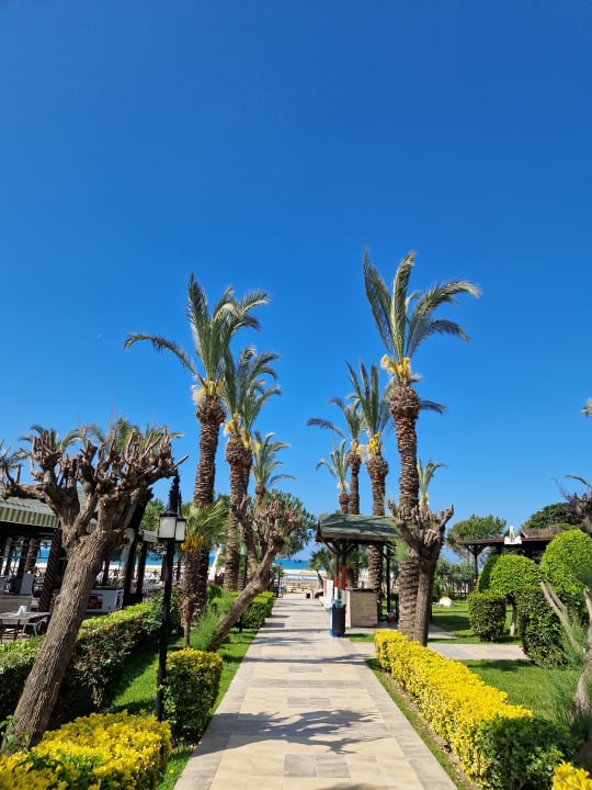 Gartenanlage Sunis Kumköy Beach Resort Hotel & Spa