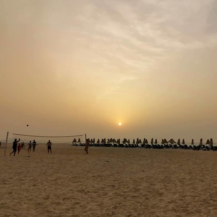 Strand Rixos Premium Saadiyat Island