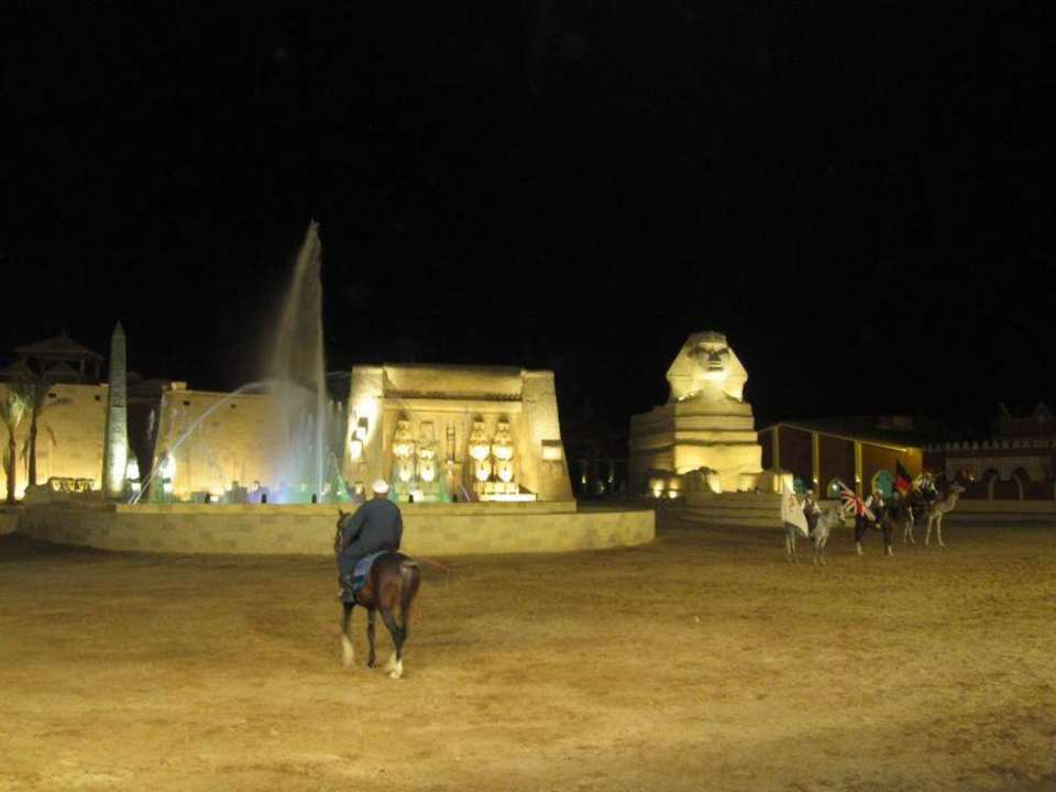 Abendshow Pickalbatros Alf Leila Wa Leila Resort - Neverland Hurghada