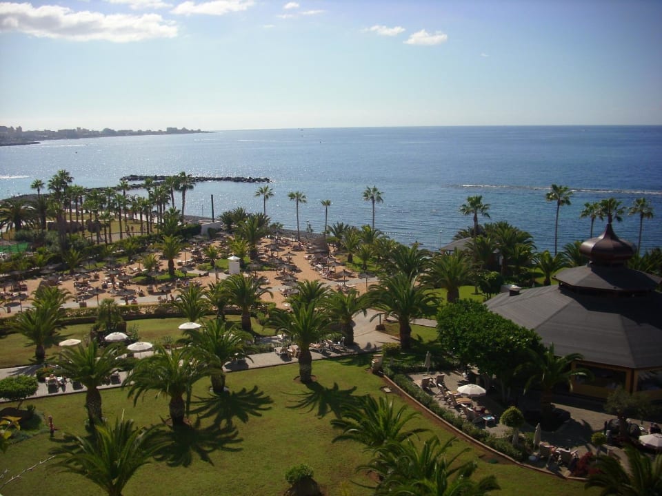 Blick auf die Gartenanlage Hotel Riu Palace Tenerife