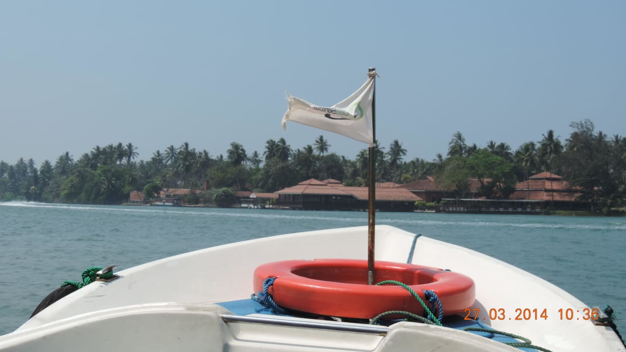 Bootstransfer zwischen Hotel und Land Hotel Club Bentota