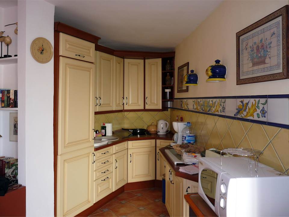 Küche Urbanisation Las Abejas