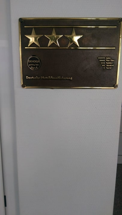 3-Sterne Schild abgelaufen? Hotel am Dom