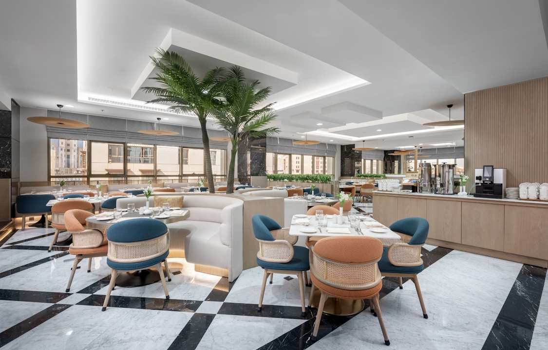 Gastro Al Manakha Rotana Madinah