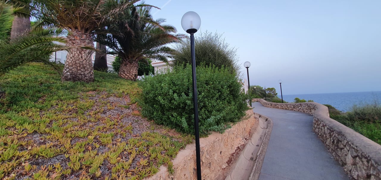 Außenansicht blau punta reina