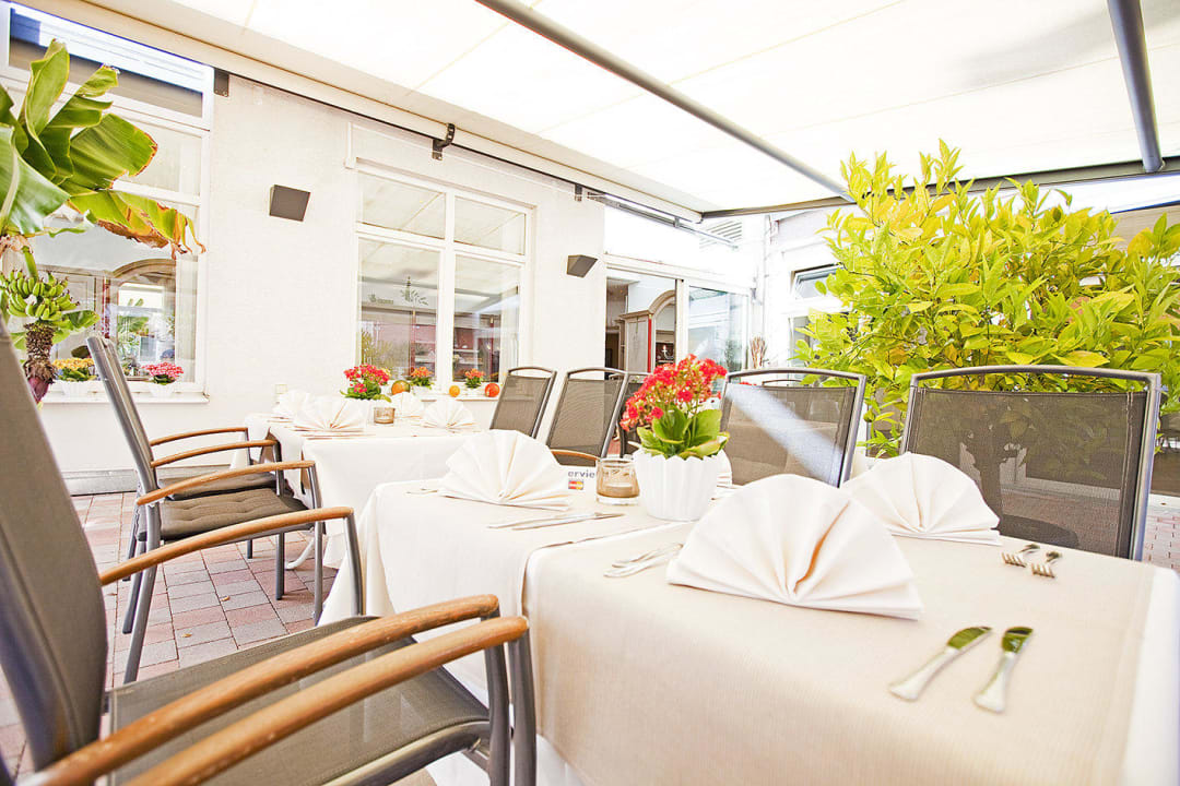 Terrasse Hotel Krone