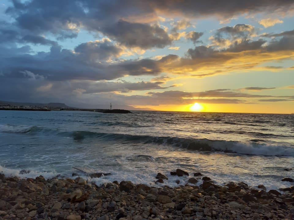 Strand Hotel Aphrodite Beach Club