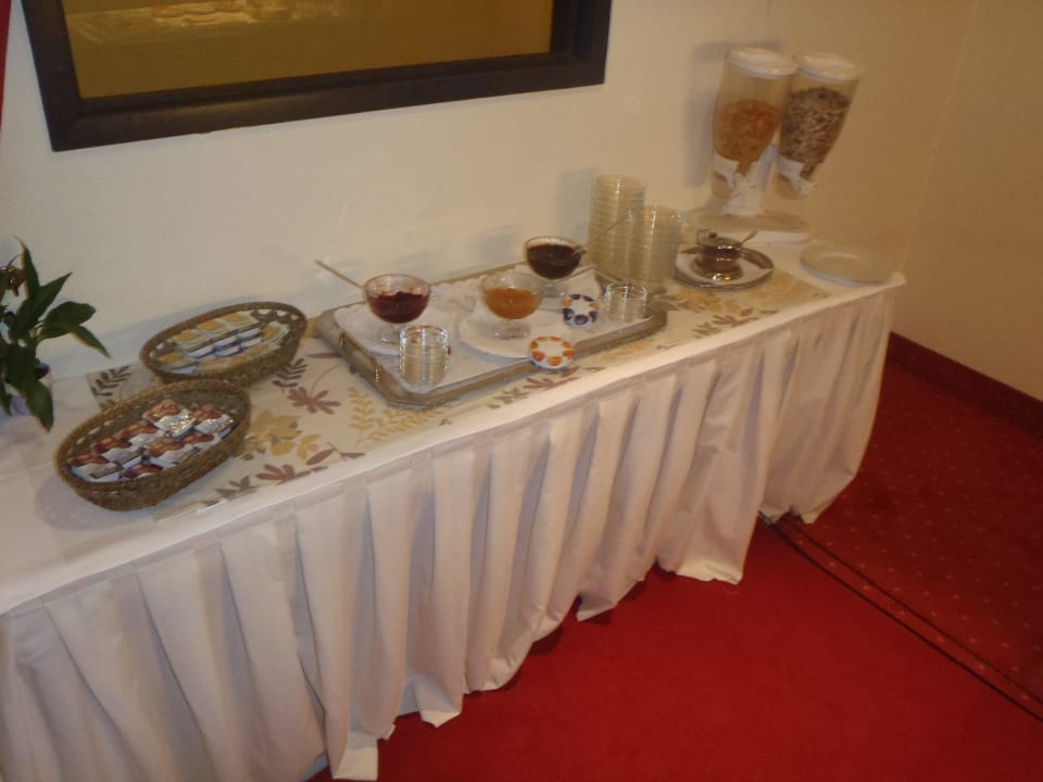 Frühstücksbuffet Hotel Amadeus ROYAL Berlin