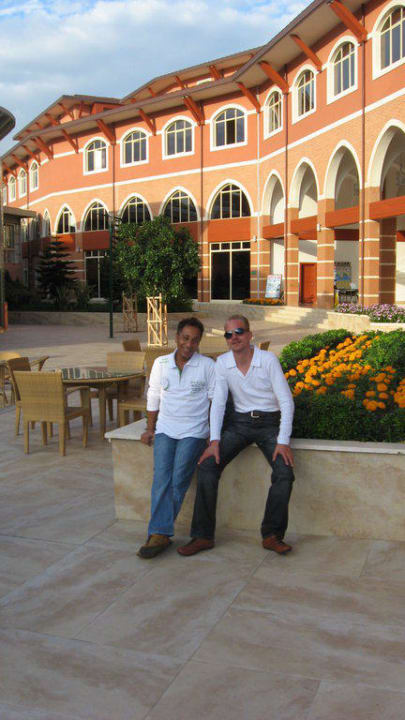 Vor den Hotelshops Megasaray Club Belek