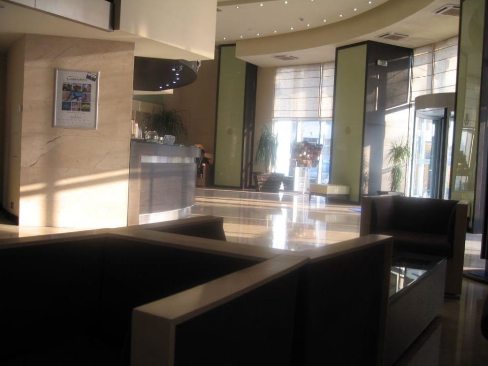 Teilansicht Lobby DoubleTree Hotel by Hilton Bucharest Unirii Square