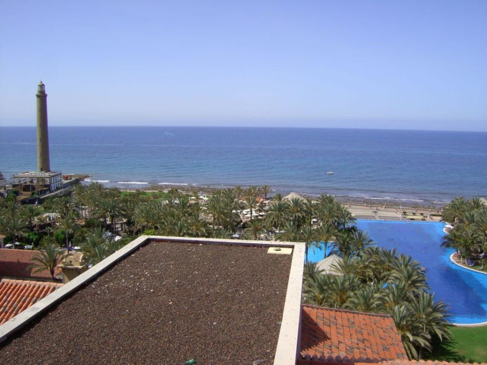 Aussicht von einem der Hotel-Aussichtstürmen Lopesan Costa Meloneras, Resort & Spa