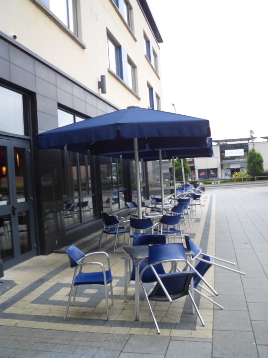 Vor dem Hotel Radisson Blu Hotel Letterkenny