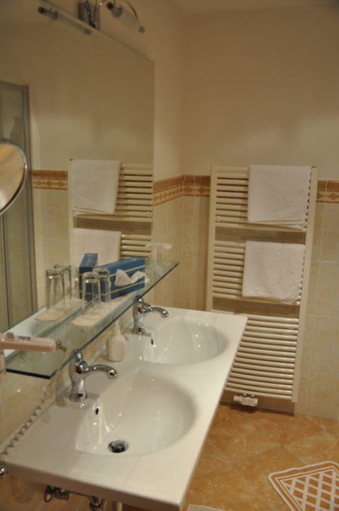 Badezimmer Hotel Wiesenhof Garden Resort