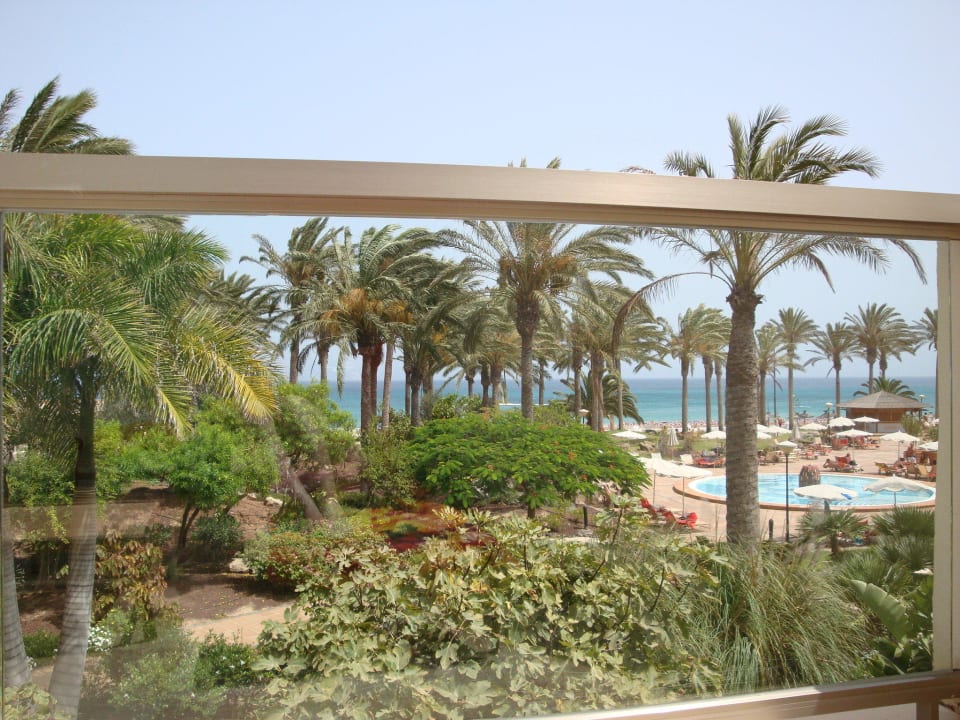 Durch die Glasscheibe hatte man tollen Ausblick SBH Hotel Costa Calma Palace