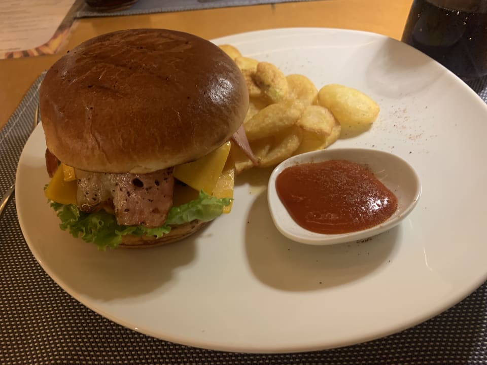 Gastro Anissa Beach & Village