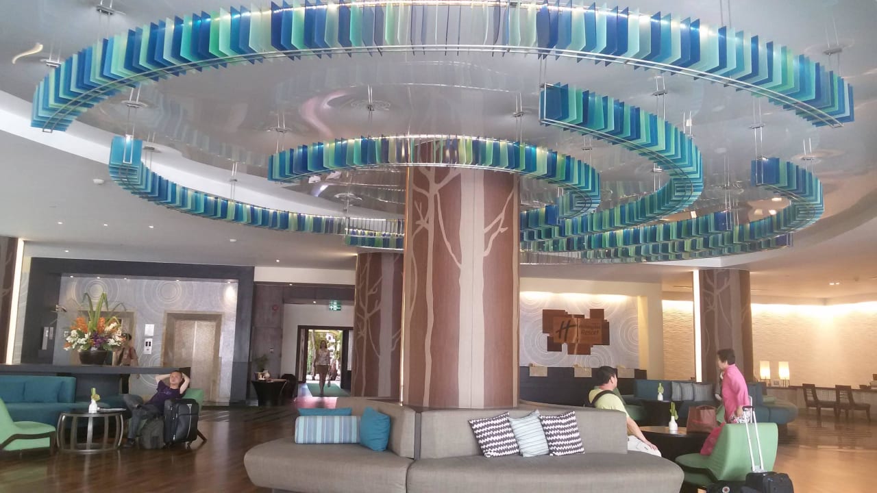 Recepcja Holiday Inn Resort Phuket