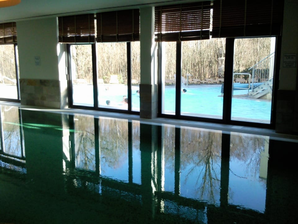 Sportbecken innen Hotel Esplanade Resort & Spa