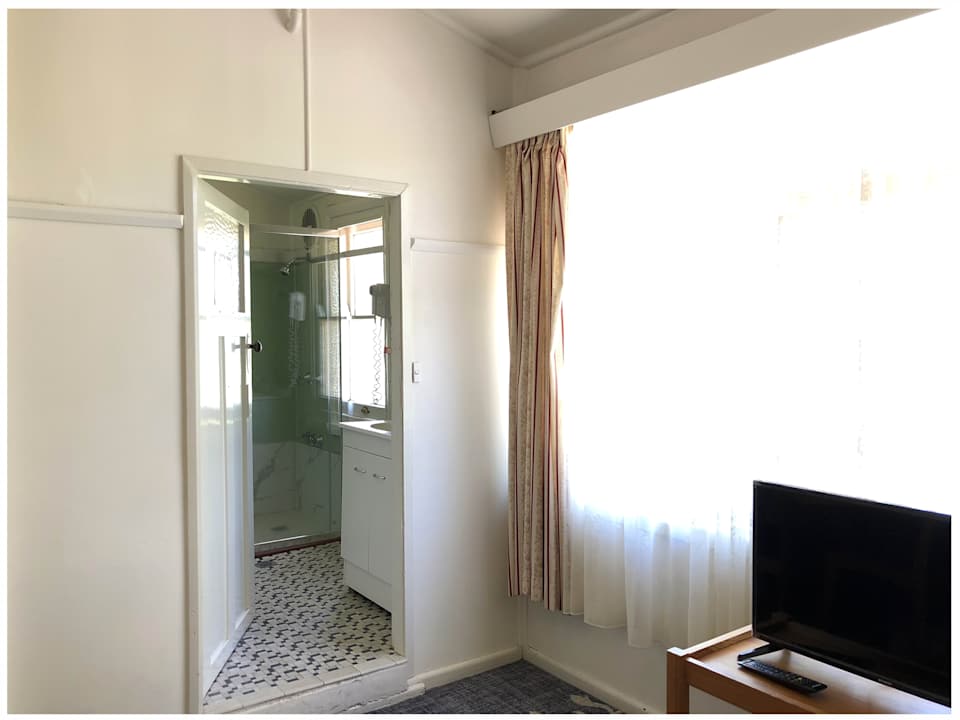 Zimmer Clarendon Motel and Guesthouse