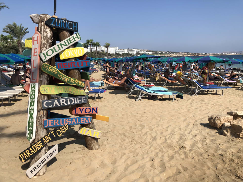 Strand Theophan Restaurant and Apartments