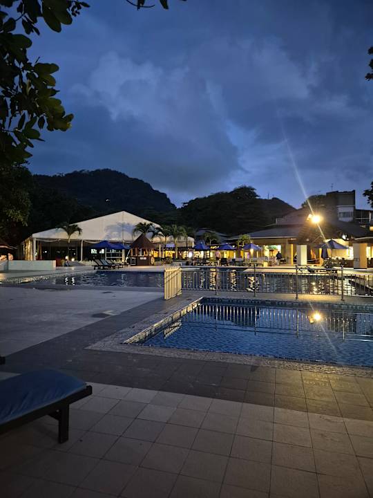 Pool Berjaya Beau Vallon Bay Resort & Casino