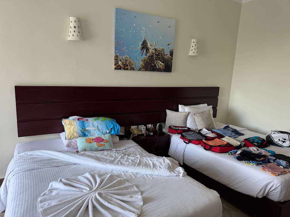 Zimmer Three Corners Equinox Beach Resort