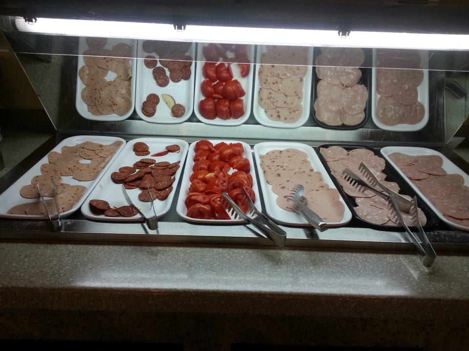 Frühstück! Iberostar Waves Bellevue